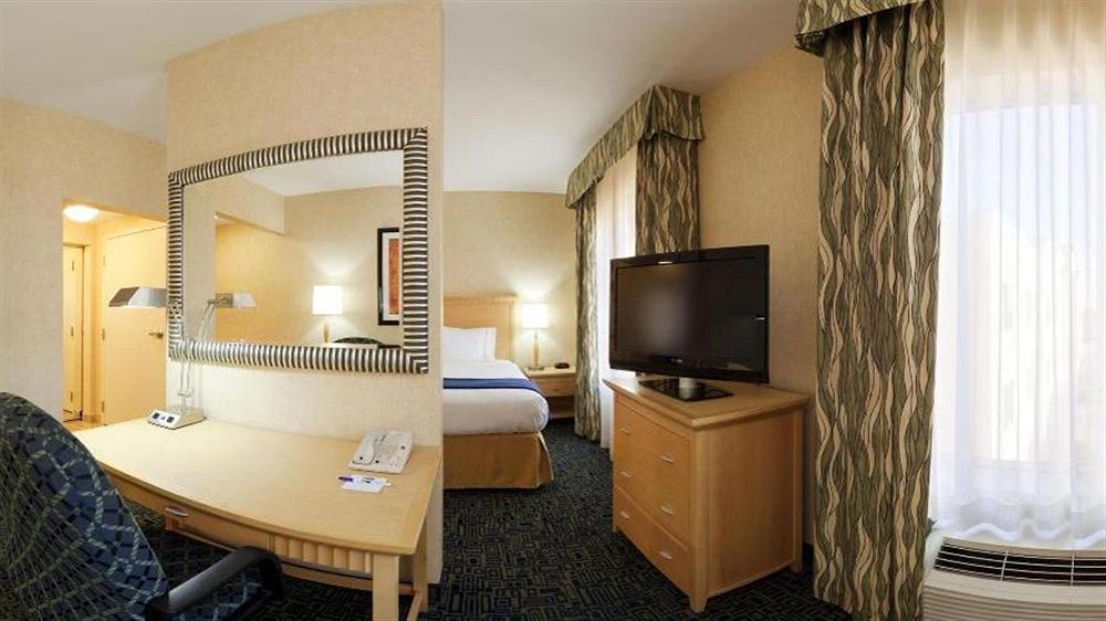 Holiday Inn Express Hotel & Suites Sacramento Airport Natomas, An Ihg Hotel Екстериор снимка