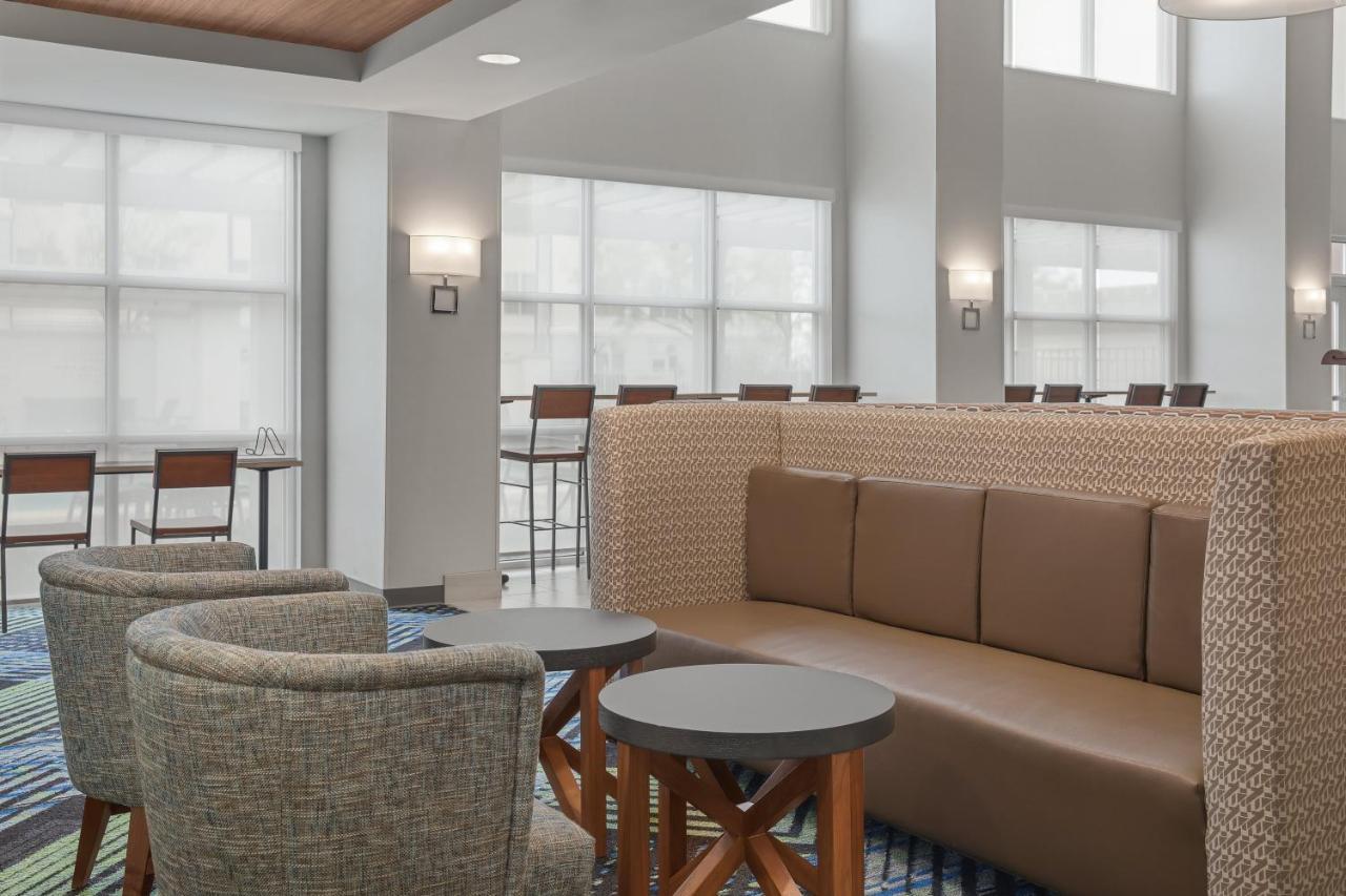 Holiday Inn Express Hotel & Suites Sacramento Airport Natomas, An Ihg Hotel Екстериор снимка