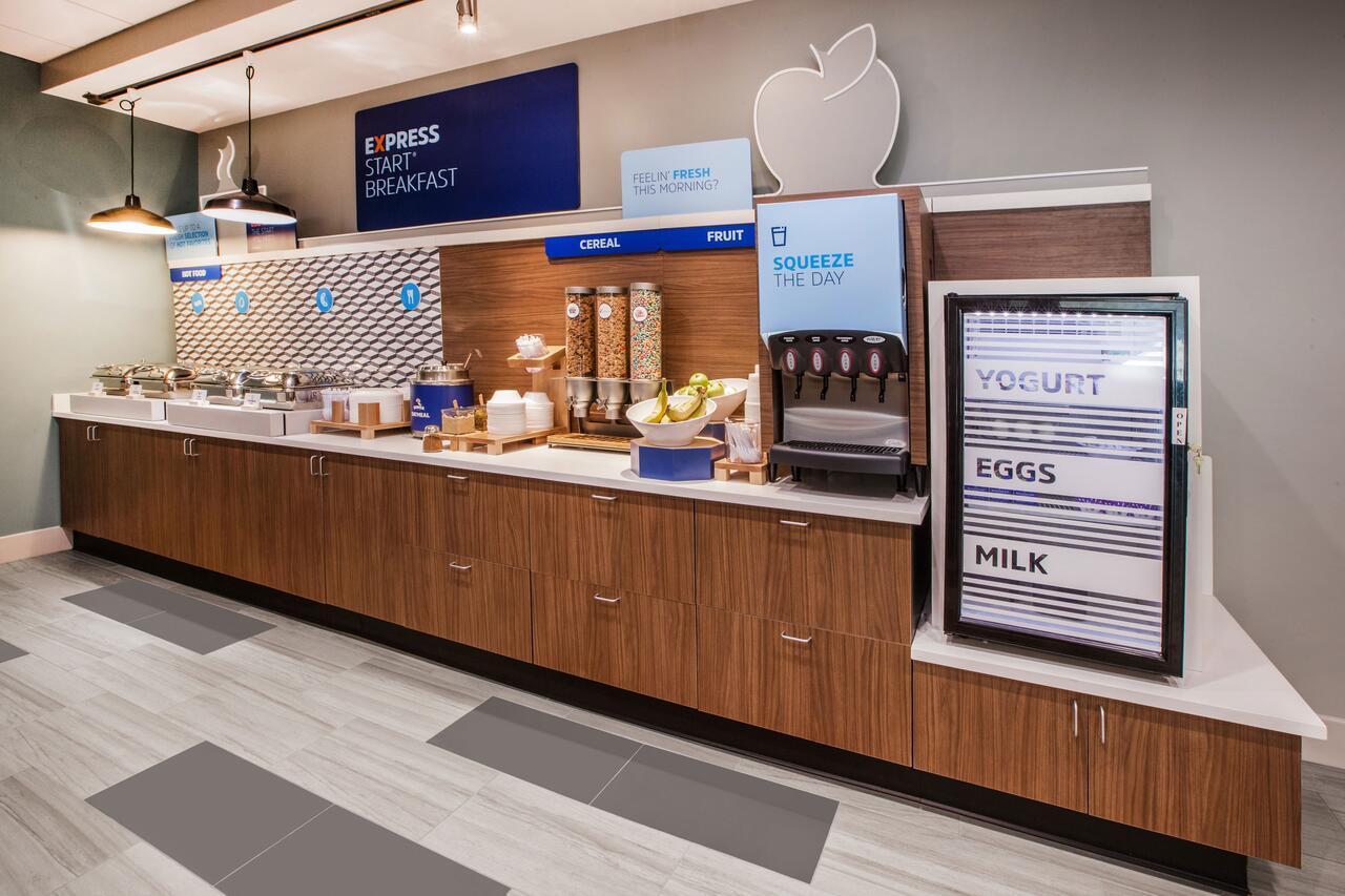 Holiday Inn Express Hotel & Suites Sacramento Airport Natomas, An Ihg Hotel Екстериор снимка