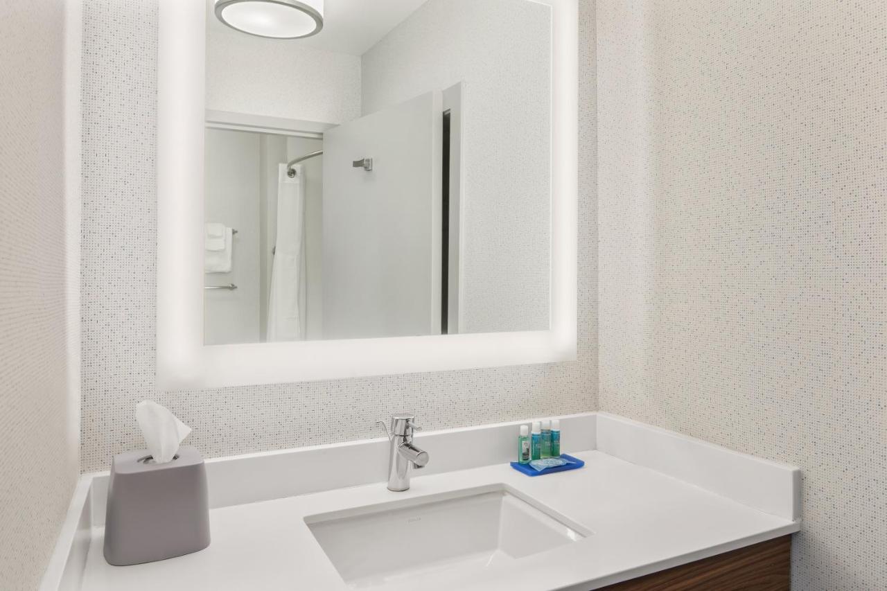 Holiday Inn Express Hotel & Suites Sacramento Airport Natomas, An Ihg Hotel Екстериор снимка